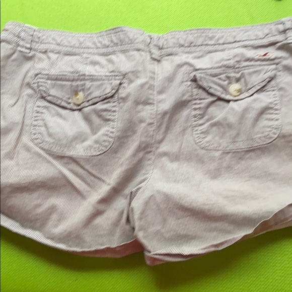 Shorts - Picture 2 of 4